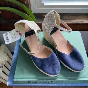 NEW GAIMO SUEDE AND STRAW ESPADRILLE PUMPS SIZE 6